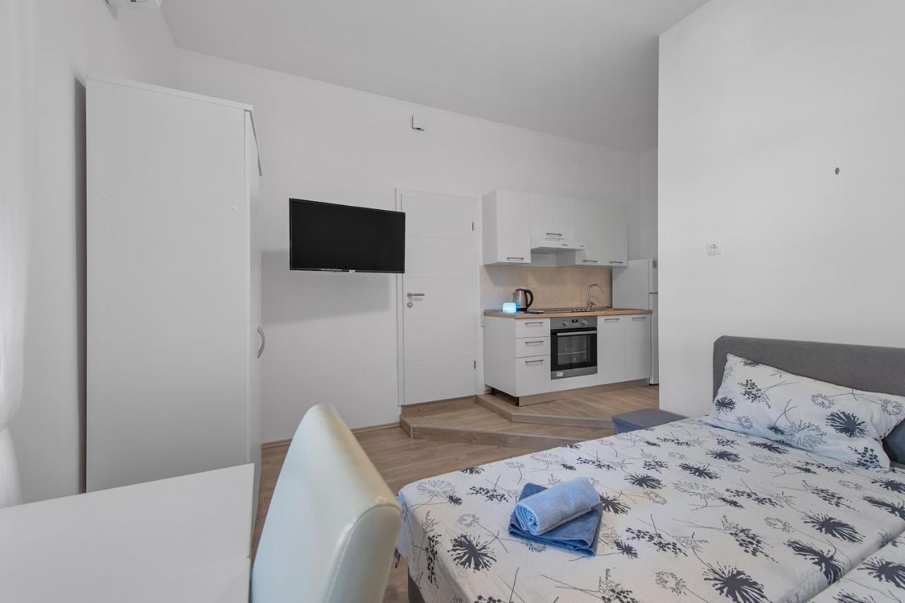 Mima Apartments Rijeka Exteriör bild